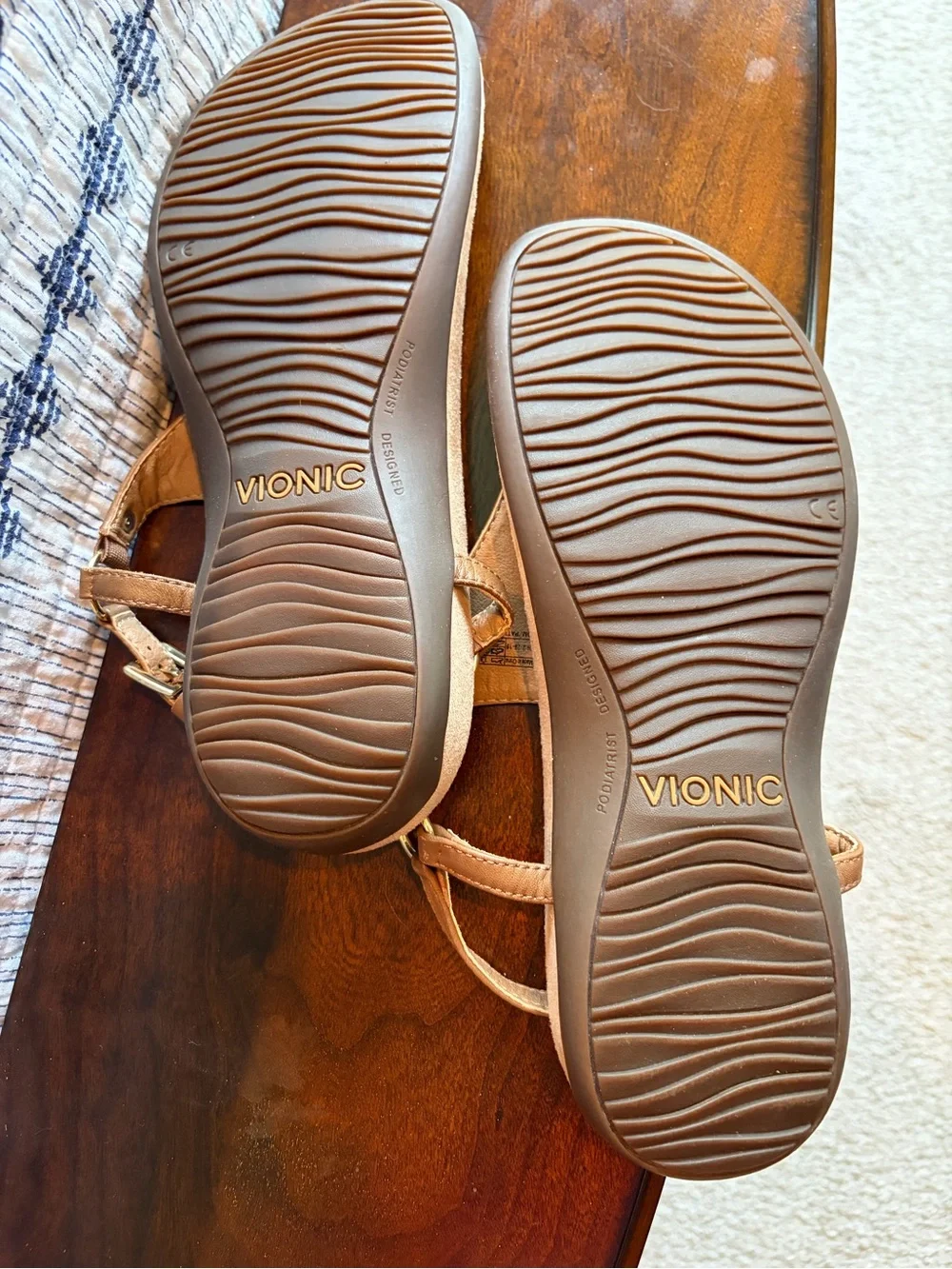 Vionic Tan Leather Toe-Post Ankle-Strap Sandals